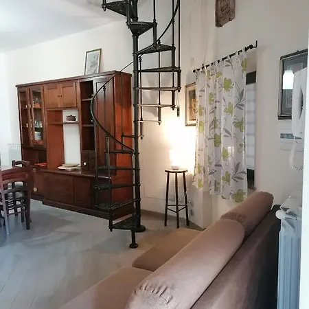 Casa Del Palazzo Del Marchese *